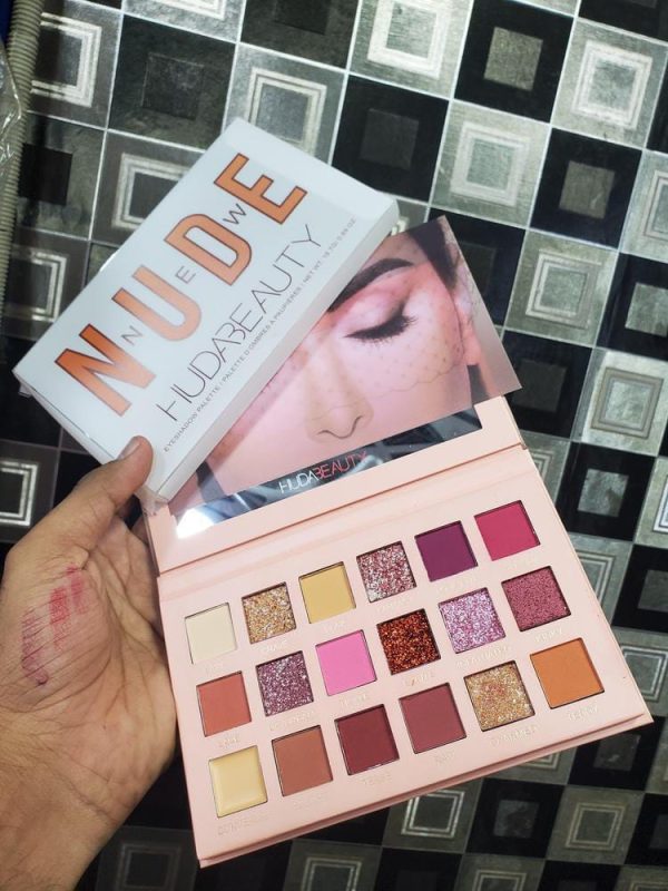 Watch​Huda Beauty Nude Eyeshadow Palette (18 Colors Eyeshadow Palette) - Rion Stores